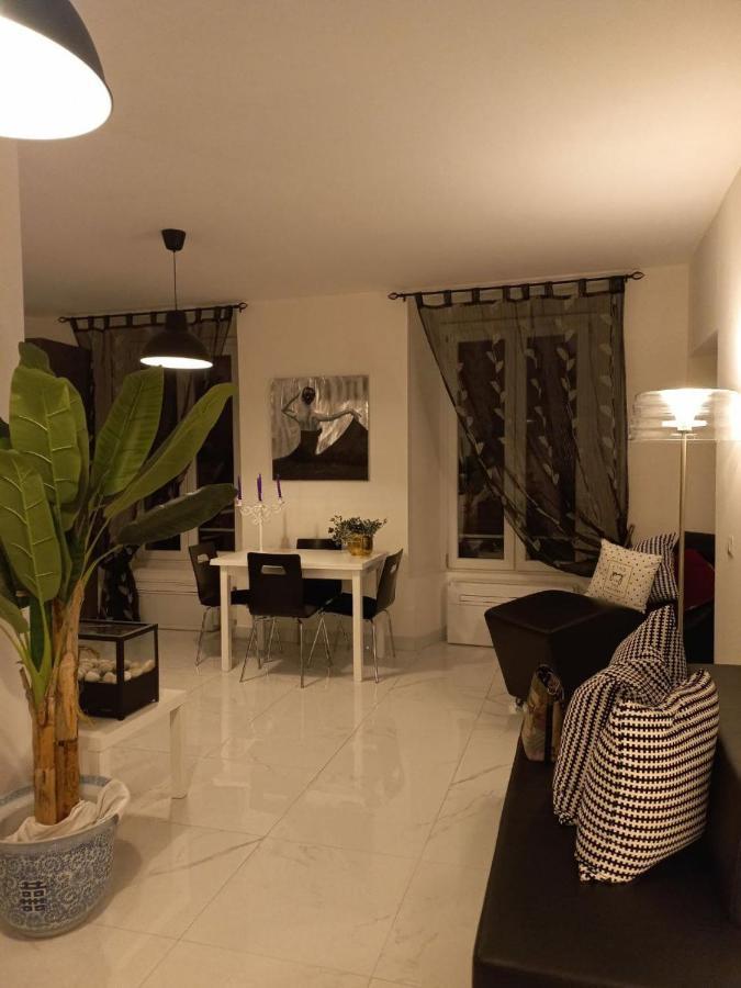 Violet Apartment Como Ngoại thất bức ảnh